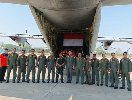 TNI Berangkatkan Bantuan Kemanusiaan ke Myanmar